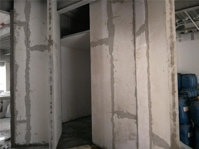 ALC板轻质隔墙板 装配式建筑中隔墙系统的高效解决方案